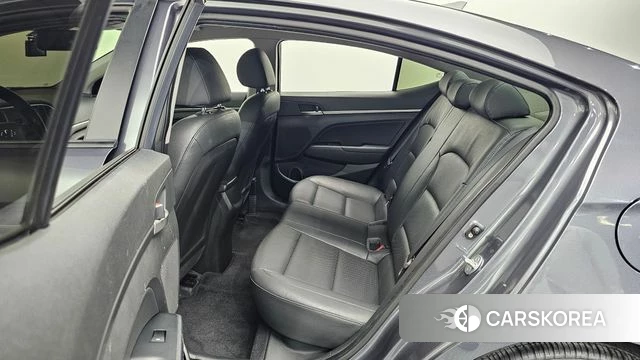 Hyundai Avante AD 2018 Серый из Кореи, фото 2