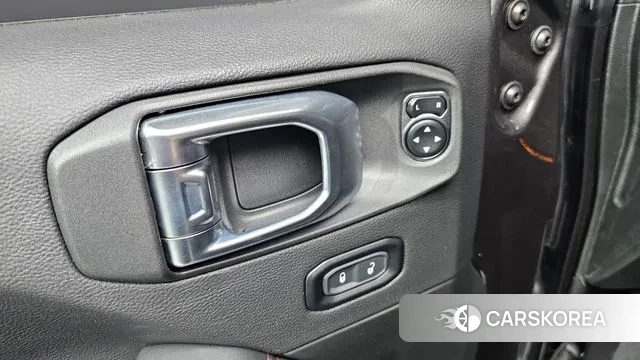 Jeep Wrangler (JL) 2023 Серый из Кореи, фото 2