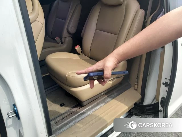 Kia The New Carnival 2018 Белый из Кореи, фото 2