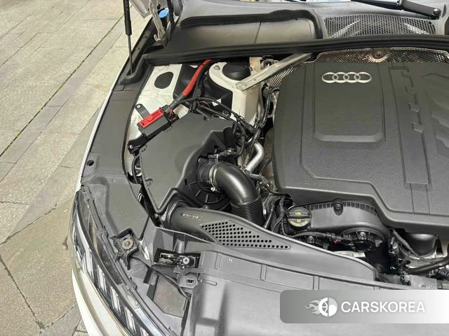 Audi A4L 2024 Белый из Китая, фото 2