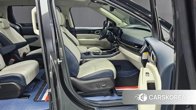 Kia The New Carnival 4th Generation 2024 Серый из Кореи, фото 2