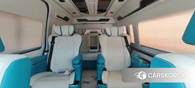 Toyota Hiace 2022 Белый из Китая, фото 2