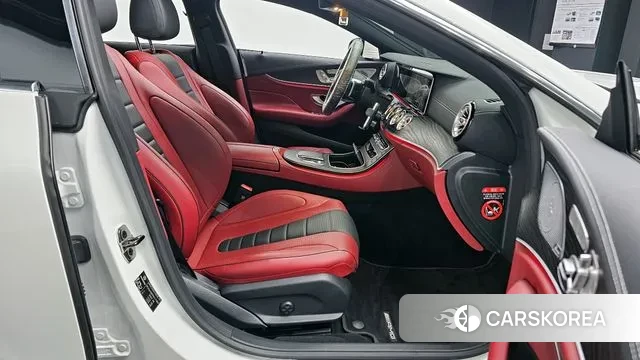 Mercedes-Benz CLS-Class C257 2023 Белый из Кореи, фото 2