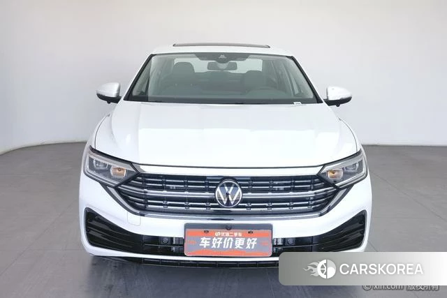Volkswagen Sagitar 2025 Белый из Китая, фото 2