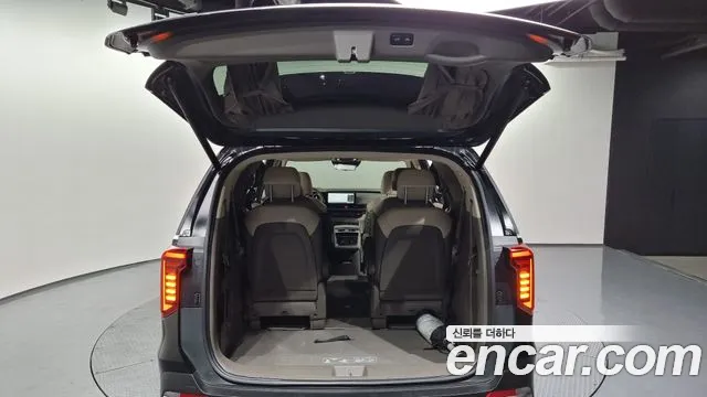 Kia The New Carnival 4th Generation 2024 Черный из Кореи, фото 2