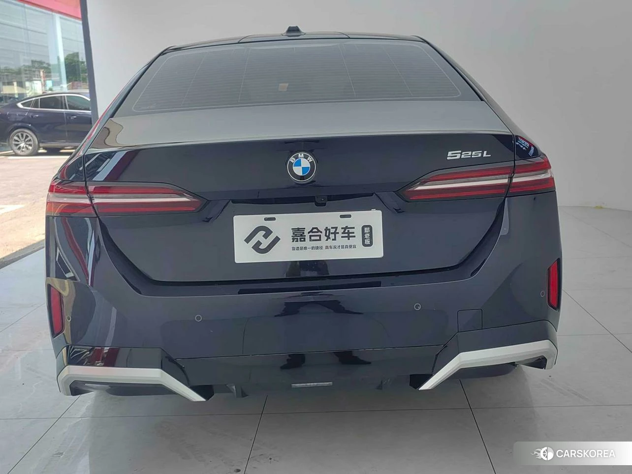 BMW 5 series 2024 Черный из Китая, фото 2