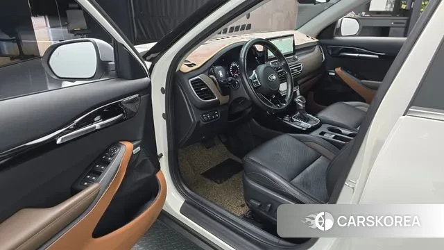 Kia Seltos 2021 Белый из Кореи, фото 2