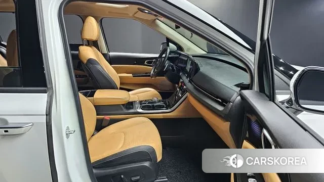 Kia Carnival 4th generation 2023 Белый из Кореи, фото 2