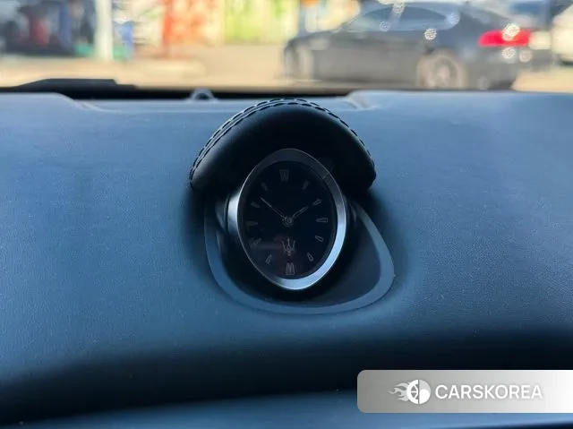 Maserati Ghibli 2018 Серый из Кореи, фото 2