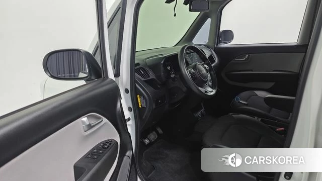 Kia The New Kia Ray 2023 Белый из Кореи, фото 2