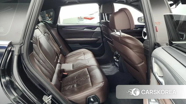 BMW 6 Series GT (G32) 2022 Черный из Кореи, фото 2