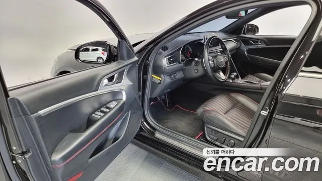 Genesis G70 2018 Черный из Кореи, фото 2