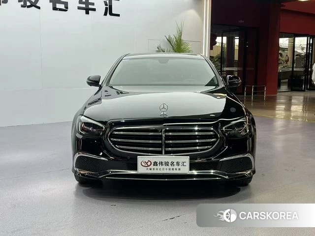 Mercedes-Benz E-class 2023 Черный из Китая, фото 2