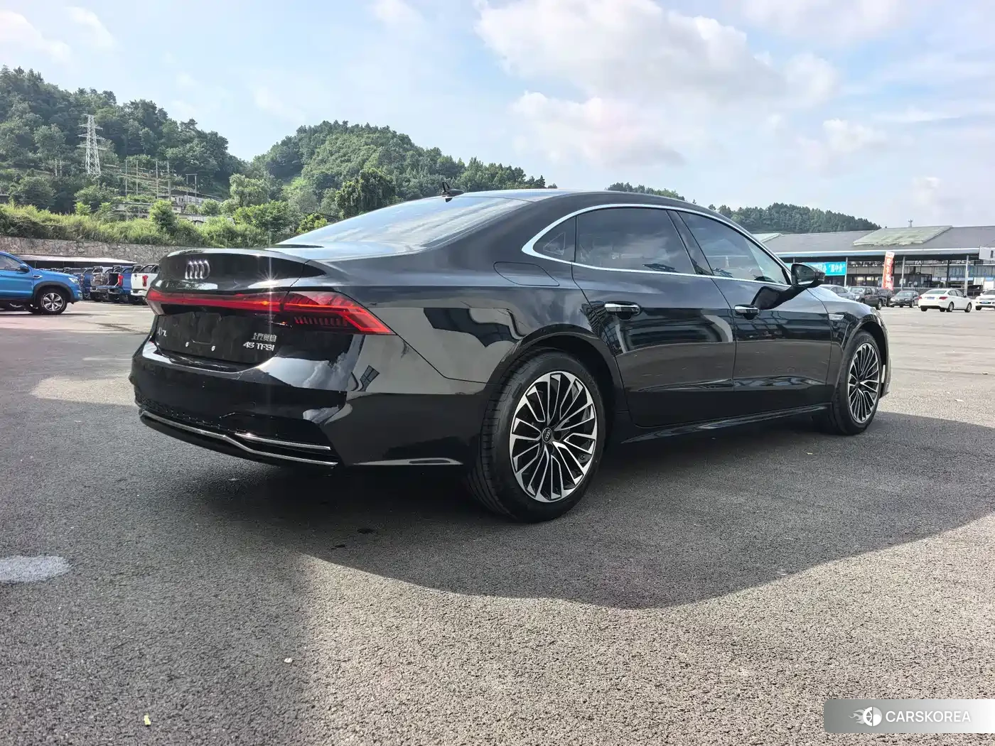 Audi A7L 2026 Черный из Китая, фото 2