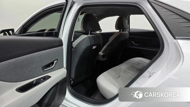 Hyundai Avante (CN7) 2021 Белый из Кореи, фото 2