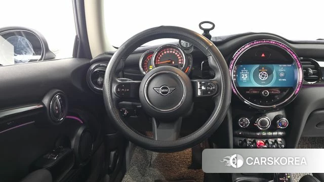 Mini Cooper 2021 Зеленый из Кореи, фото 2