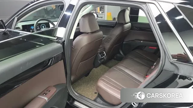 Hyundai Grandeur Hybrid (GN7) 2023 Черный из Кореи, фото 2