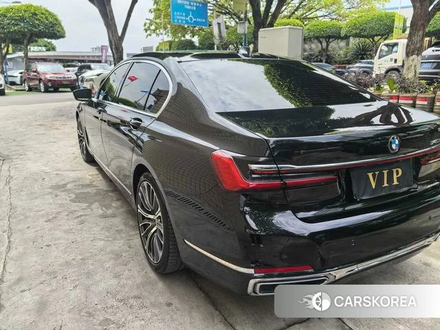 BMW 7 series 2022 Черный из Китая, фото 2