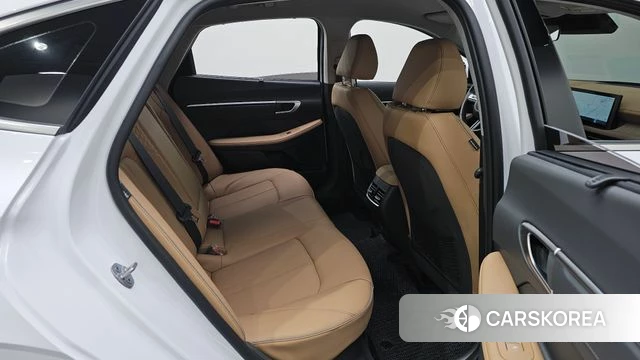Hyundai Sonata D Edge Hybrid (DN8) 2026 Белый из Кореи, фото 2