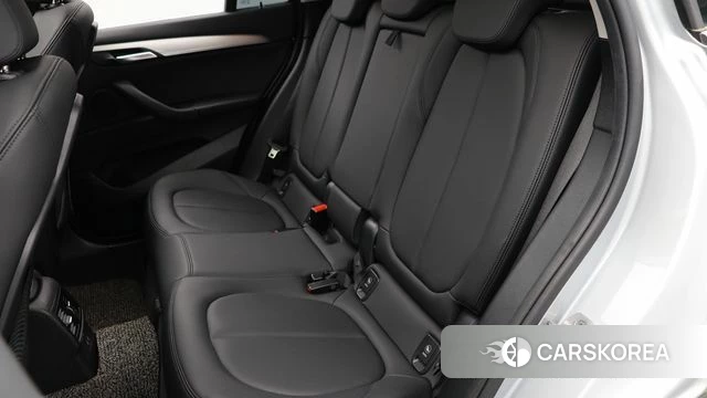 BMW X1 (F48) 2020 Серебряный из Кореи, фото 2