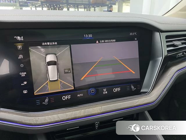 Volkswagen Touareg 2022 Черный из Китая, фото 2