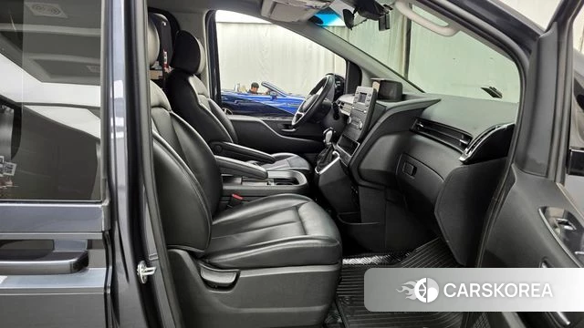 Hyundai Staria 2021 Серый из Кореи, фото 2