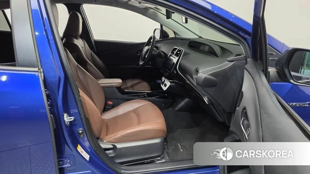 Toyota Prius 4th Generation 2018 Синий из Кореи, фото 2