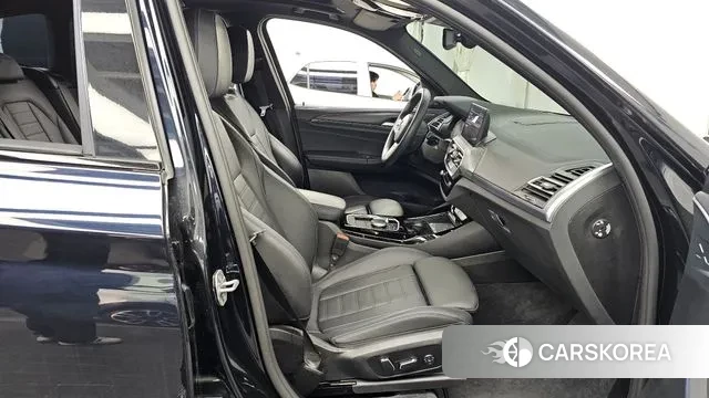 BMW iX3 2025 Синий из Кореи, фото 2