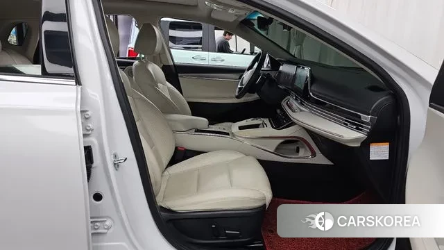 Hyundai The New Grandeur IG Hybrid 2022 Белый из Кореи, фото 2