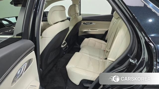 Genesis GV70 2022 Черный из Кореи, фото 2
