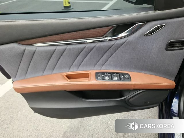 Maserati Quattroporte 2018 Синий из Кореи, фото 2