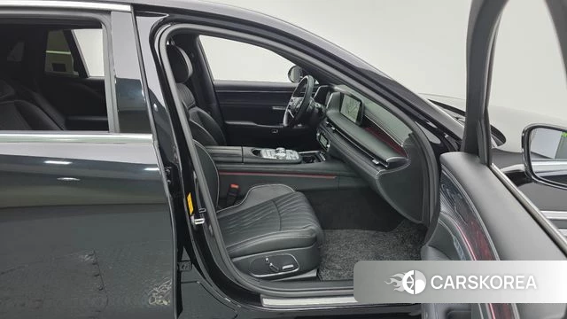 Genesis G90 (RS4) 2023 Черный из Кореи, фото 2