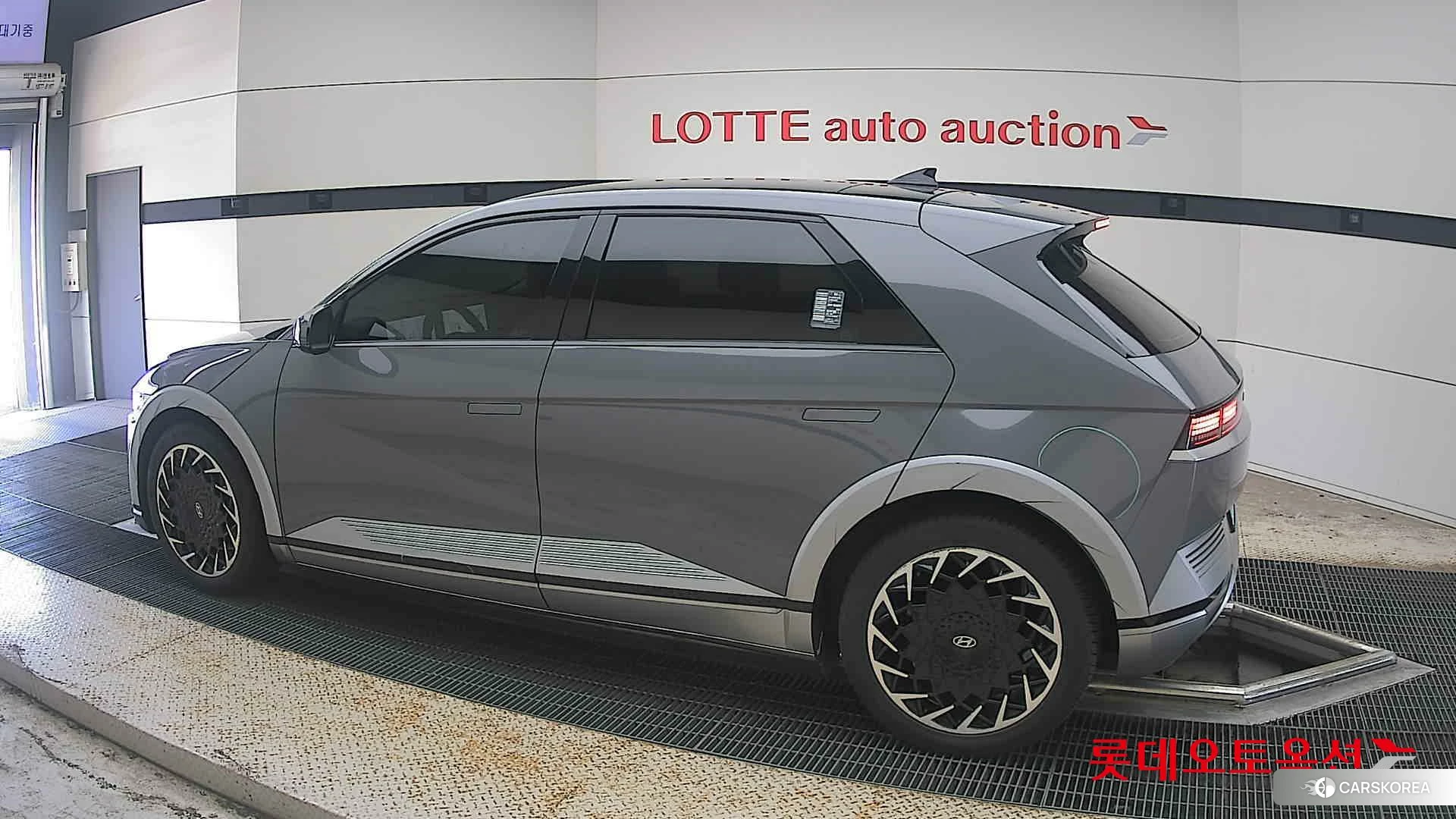Hyundai IONIQ 5 2022 Galactic Grey Metallic из Кореи, фото 2