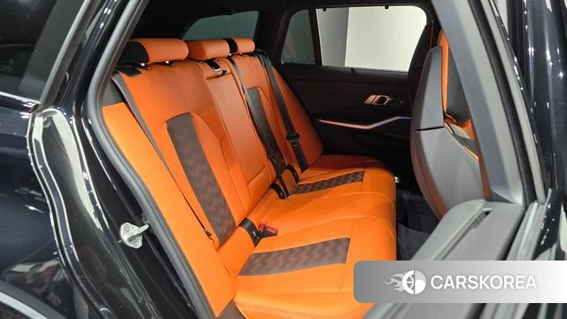 BMW M3 (G80) 2025 Черный из Кореи, фото 2