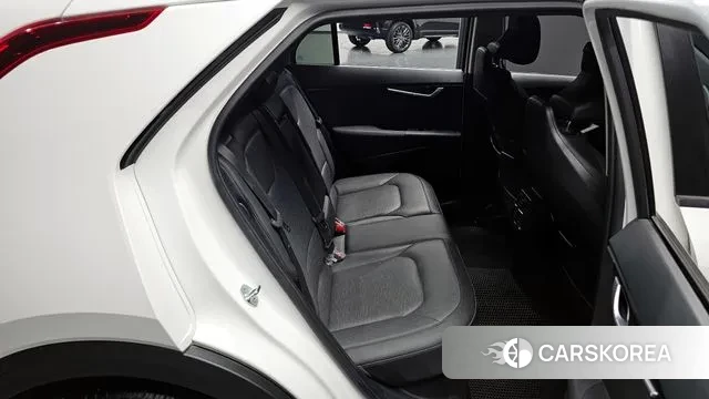 Kia Di Ol Nu Niro 2022 Белый из Кореи, фото 2