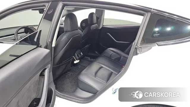 Tesla Model 3 2020 Белый из Кореи, фото 2