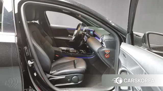 Mercedes-Benz A-Class W177 2021 Черный из Кореи, фото 2