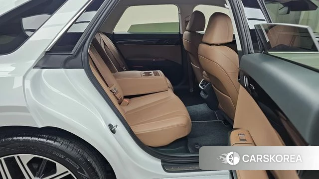 Hyundai Grandeur Hybrid (GN7) 2025 Белый из Кореи, фото 2