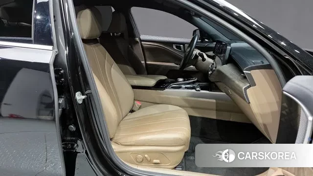 Kia K8 2023 Черный из Кореи, фото 2