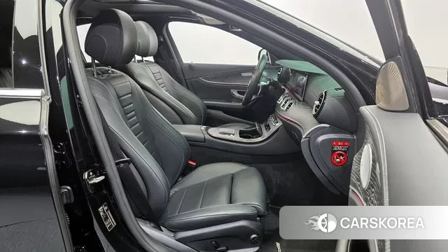 Mercedes-Benz E-Class W213 2020 Черный из Кореи, фото 2