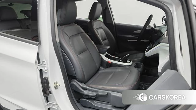 Chevrolet (GM Daewoo) Bolt EV 2019 Белый из Кореи, фото 2