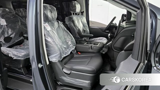 Hyundai Staria 2024 Серый из Кореи, фото 2