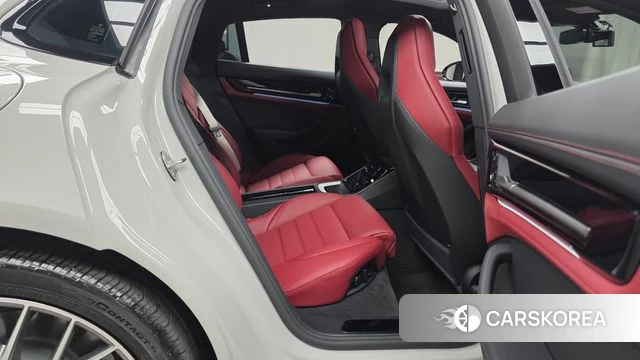 Porsche Panamera (976) 2025 Серебристо-серый из Кореи, фото 2