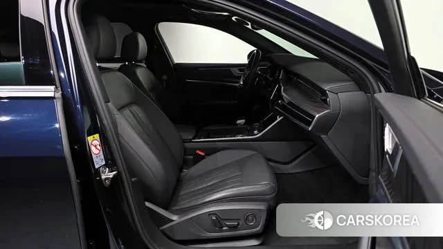 Audi A6 (C8) 2022 Синий из Кореи, фото 2