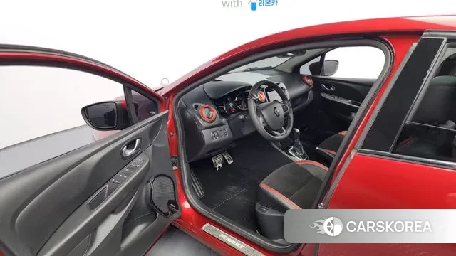 Renault Korea (Samsung) Clio 2019 Красный из Кореи, фото 2