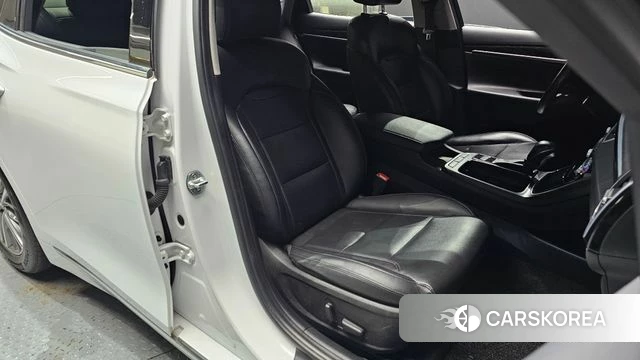 Hyundai Grandeur IG 2018 Белый из Кореи, фото 2