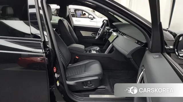 Land Rover Discovery Sports 2nd Generation 2024 Черный из Кореи, фото 2