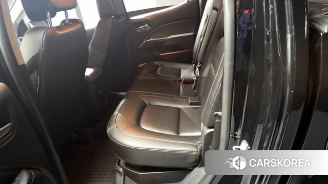 Chevrolet (GM Daewoo) Real New Colorado 2021 Черный из Кореи, фото 2