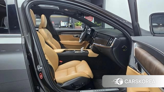 Volvo S90 2021 Серый из Кореи, фото 2