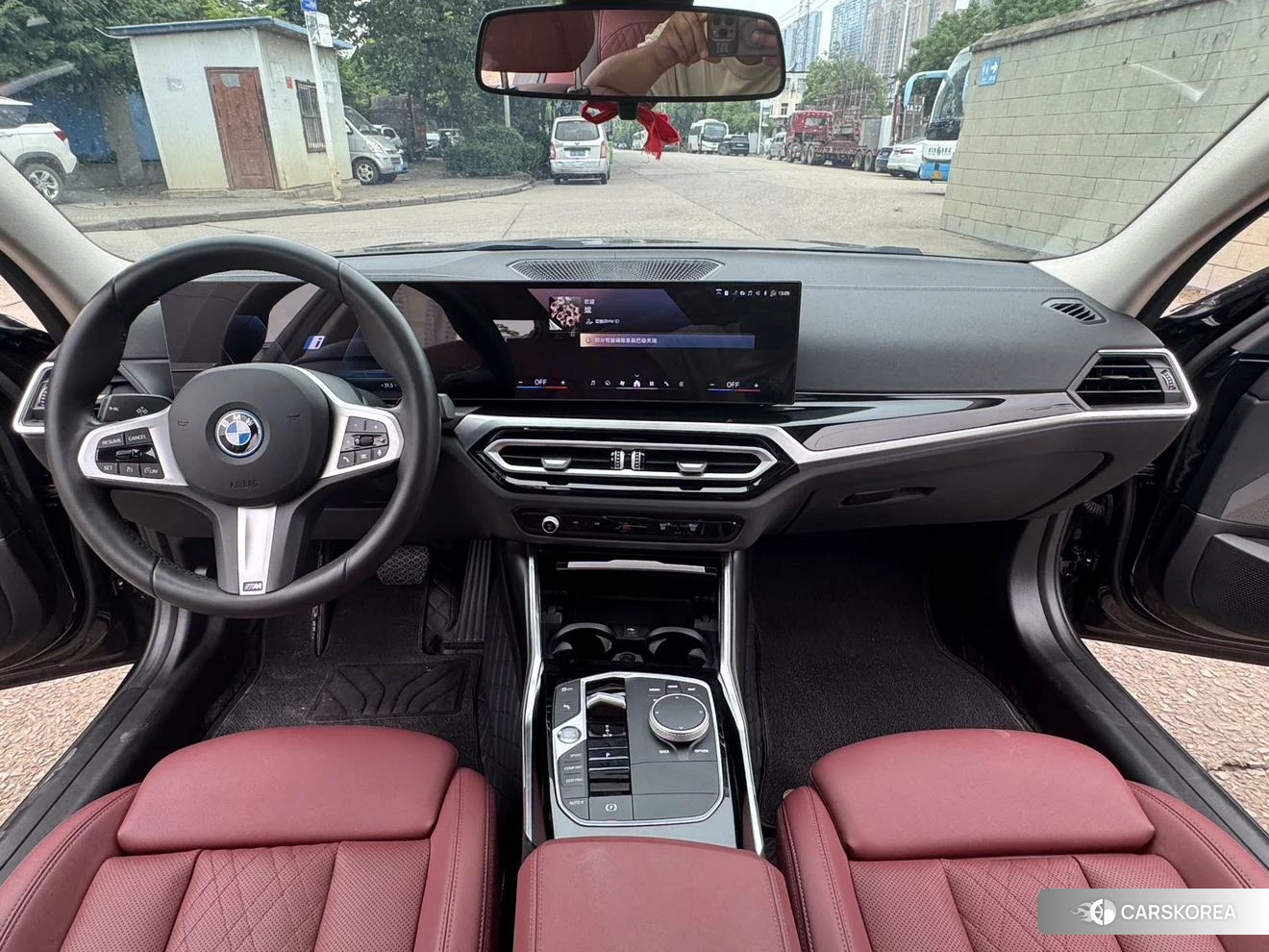 BMW i3 2023 Черный из Китая, фото 2